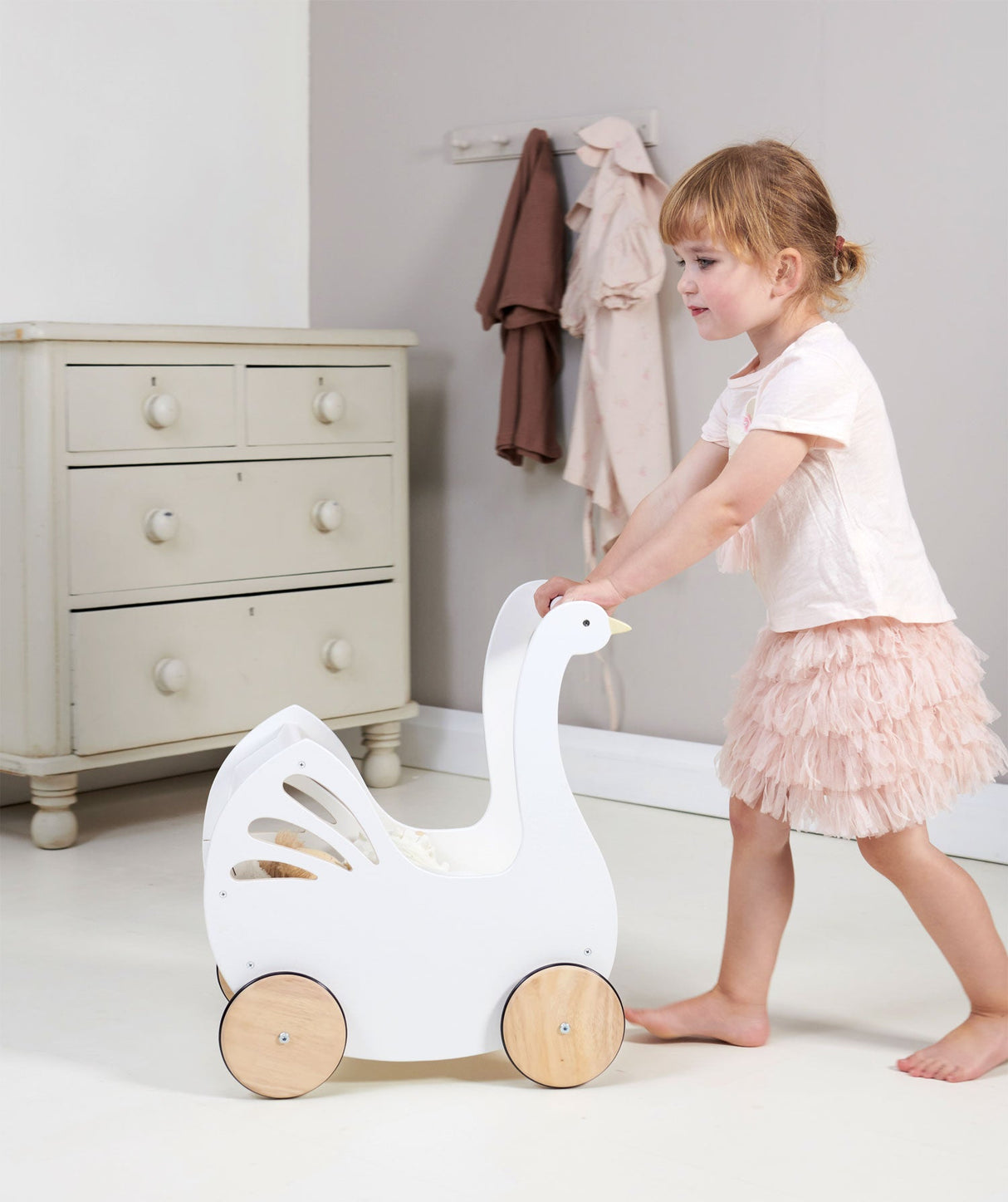 Tenderleaf Toys Sweet Swan Pram (Direct Shipping) - Little Whispers