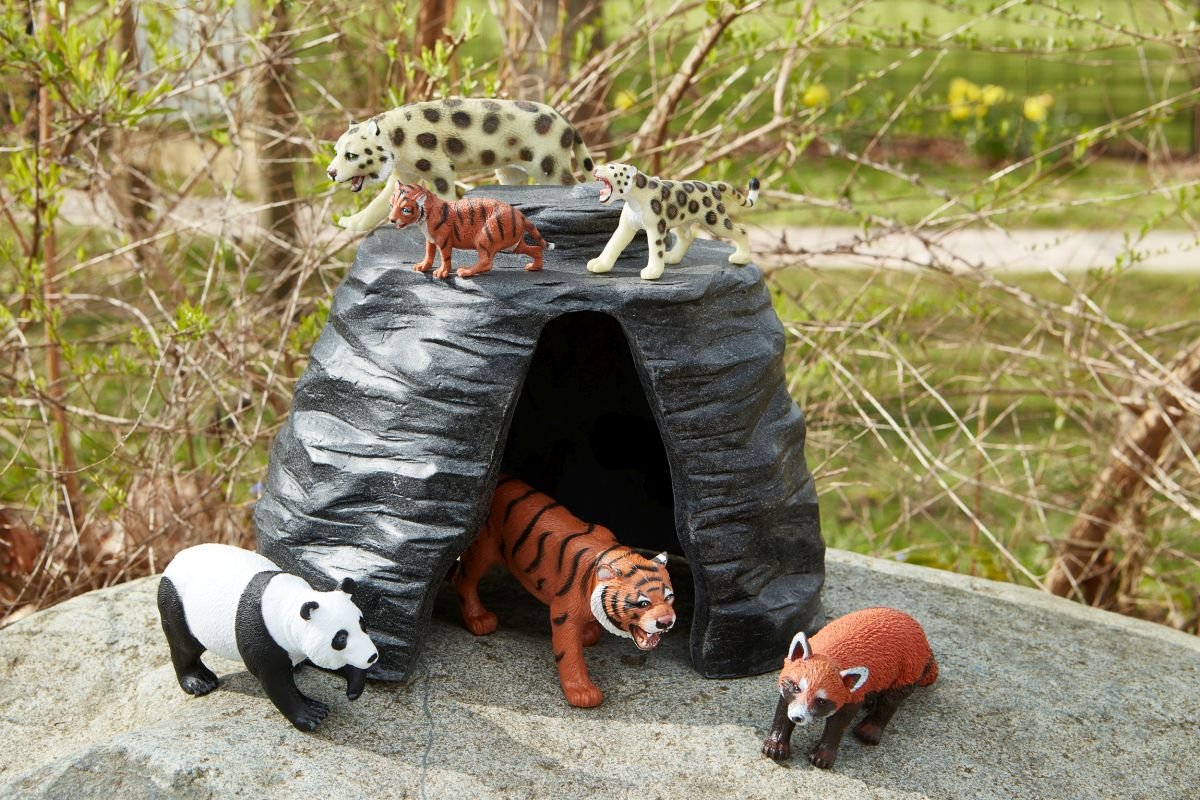 Yellow Door LARGE Play Cave - Little Whispers