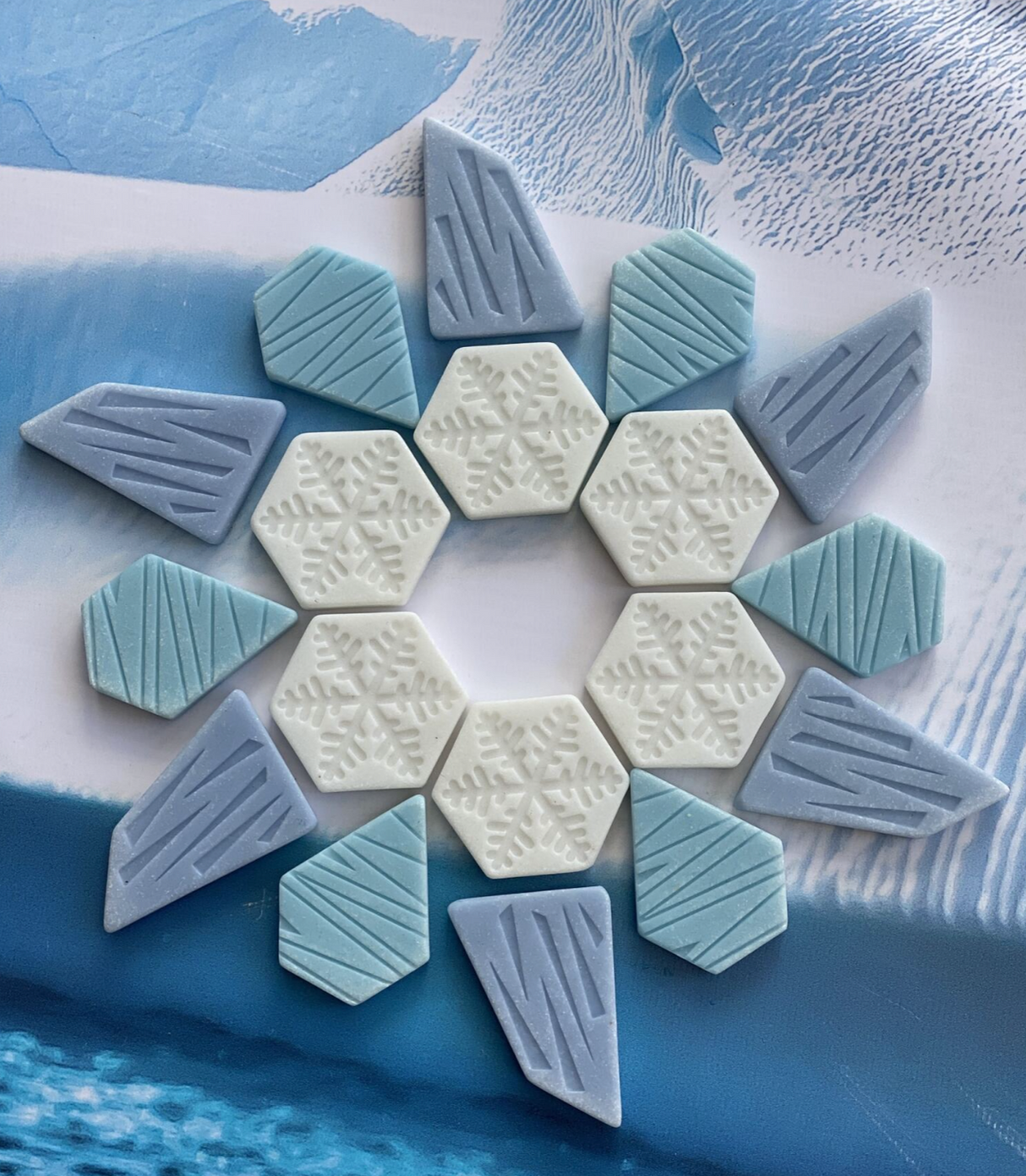 Yellow Door Small World Polar Kit