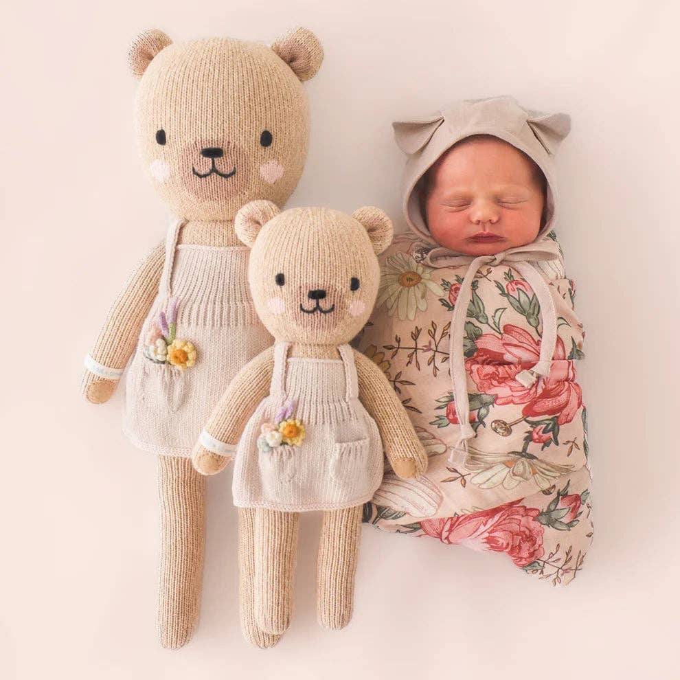 Goldie the Honey Bear with Baby | Little Whispers