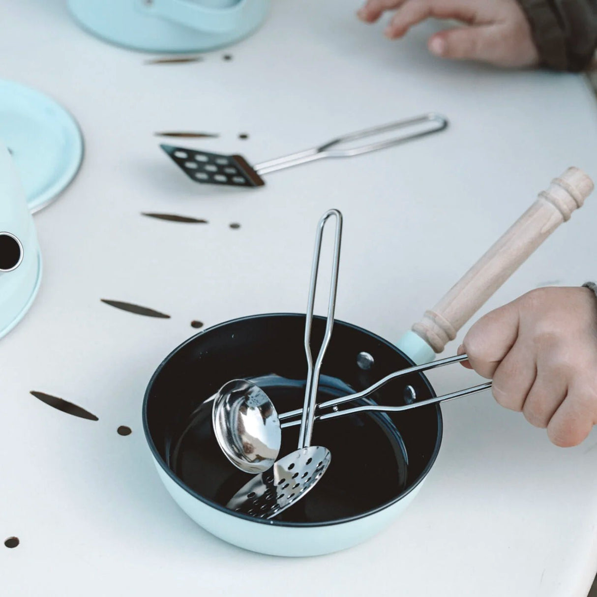 Vilac Vintage Cooking Set VIL8177 (Direct Shipping) - Little Whispers